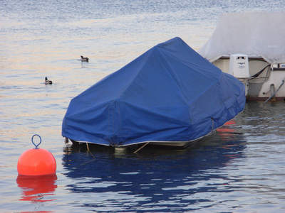 „Undercover boats“